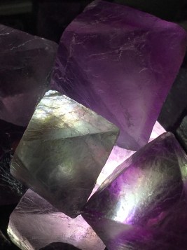 natural-crystal-forms-fluorite-octohedrons-c